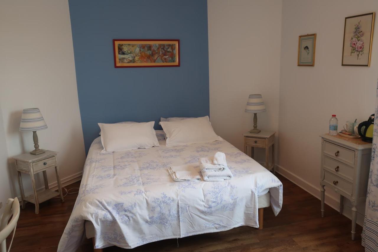 Au Jardin De L'Eventail Bed & Breakfast Le Mans Exterior photo
